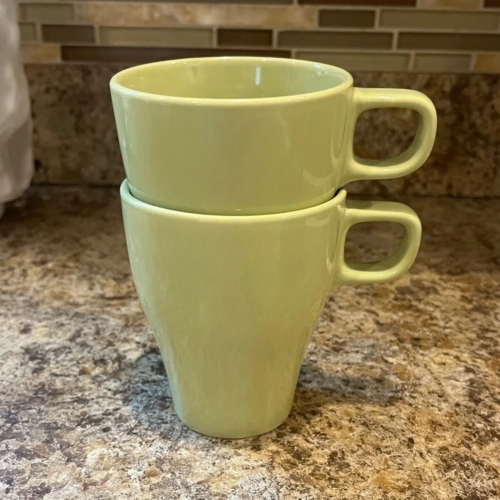 IKEA Coffee FARGRIK Mugs Stackable 8 Oz. Avocado Green Set of 2